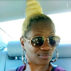 Meet your Posher, Sonia